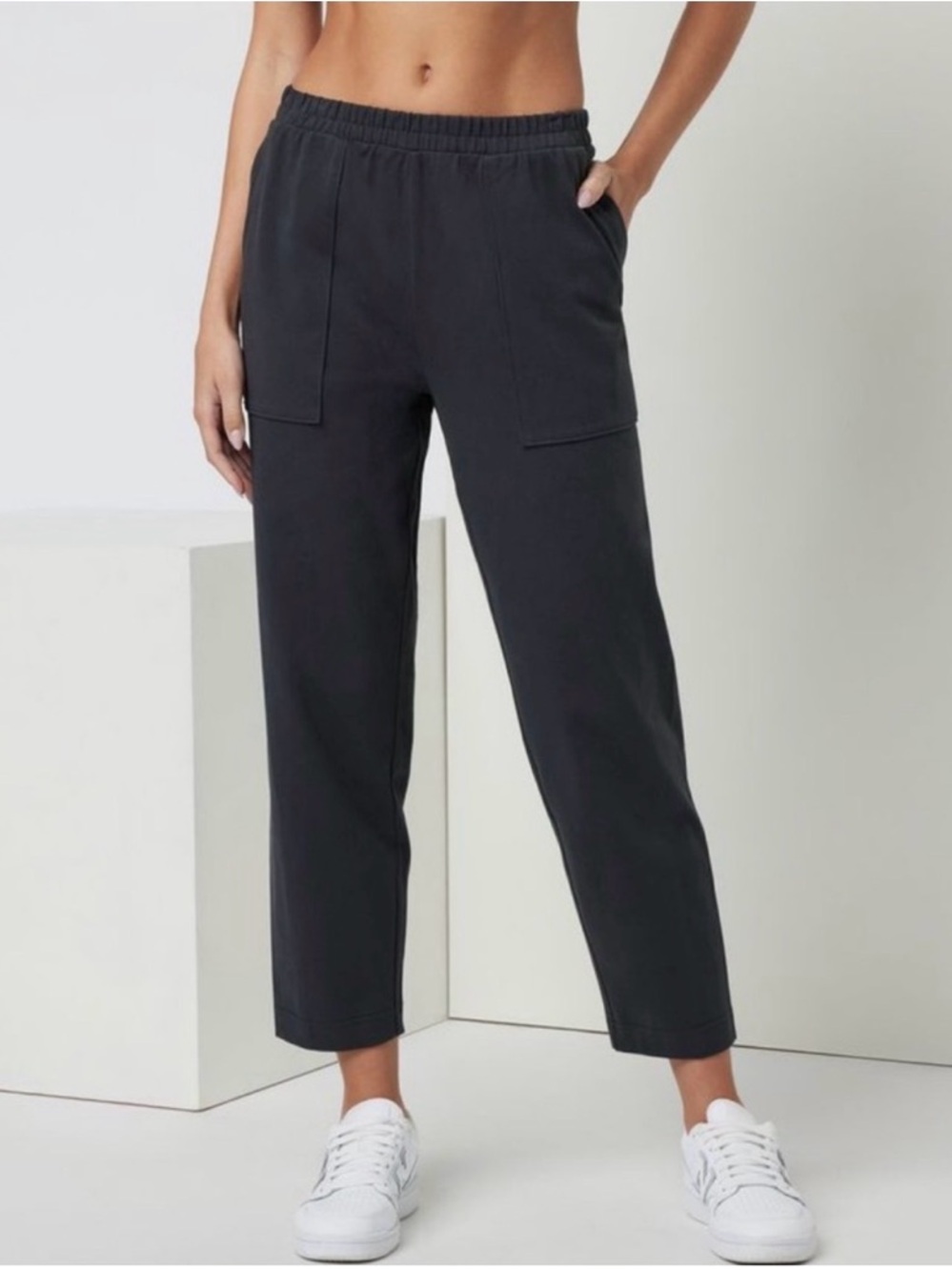 76. Vuori Black mackenzie Elastic-Waist Straight Pants